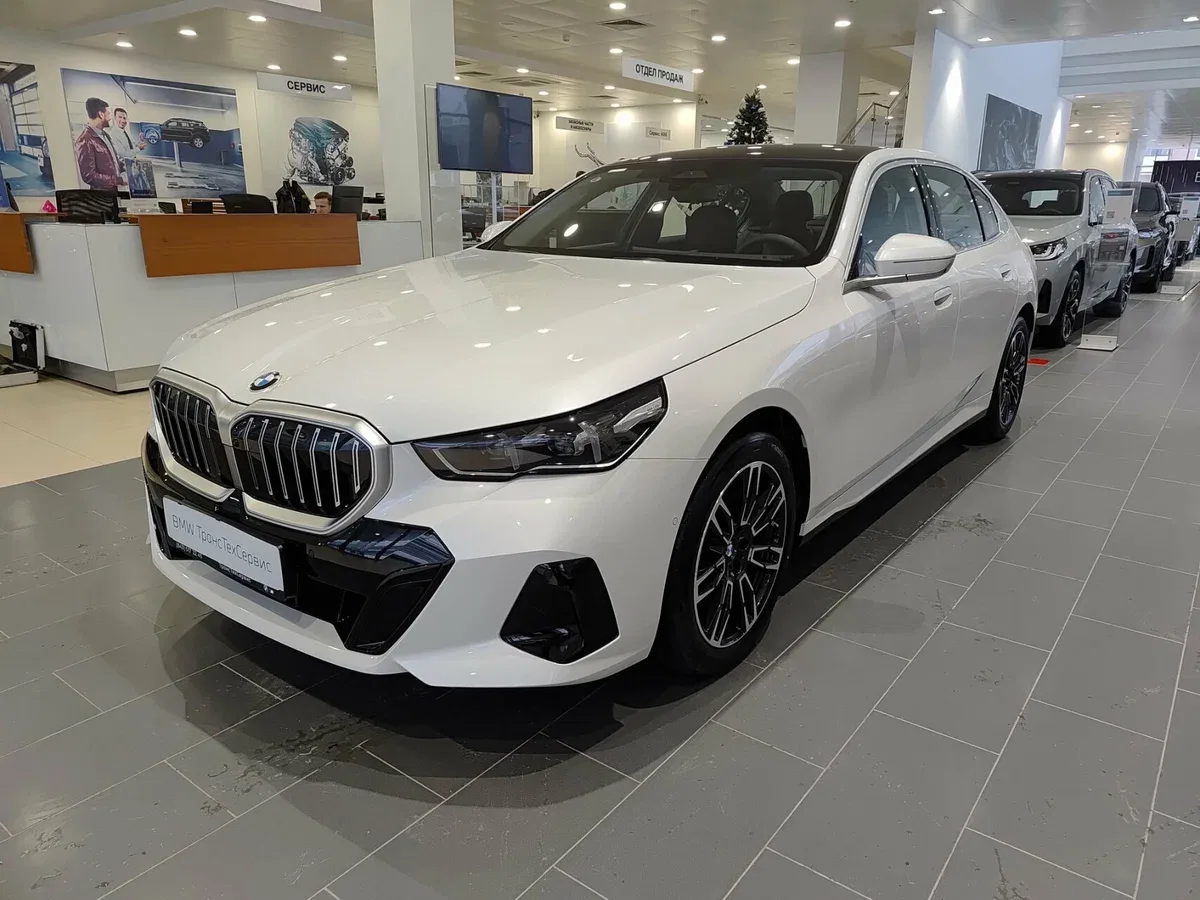 BMW 5 серии VIII (G60/G61/G68)