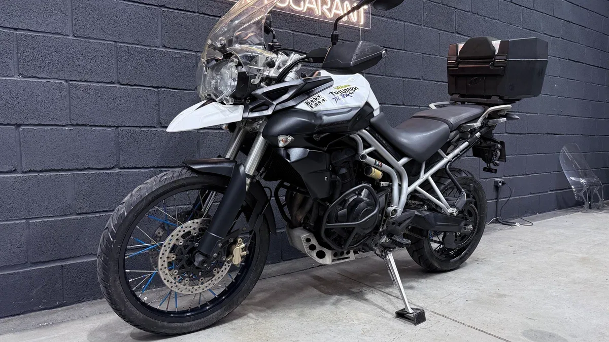 Triumph Tiger 800