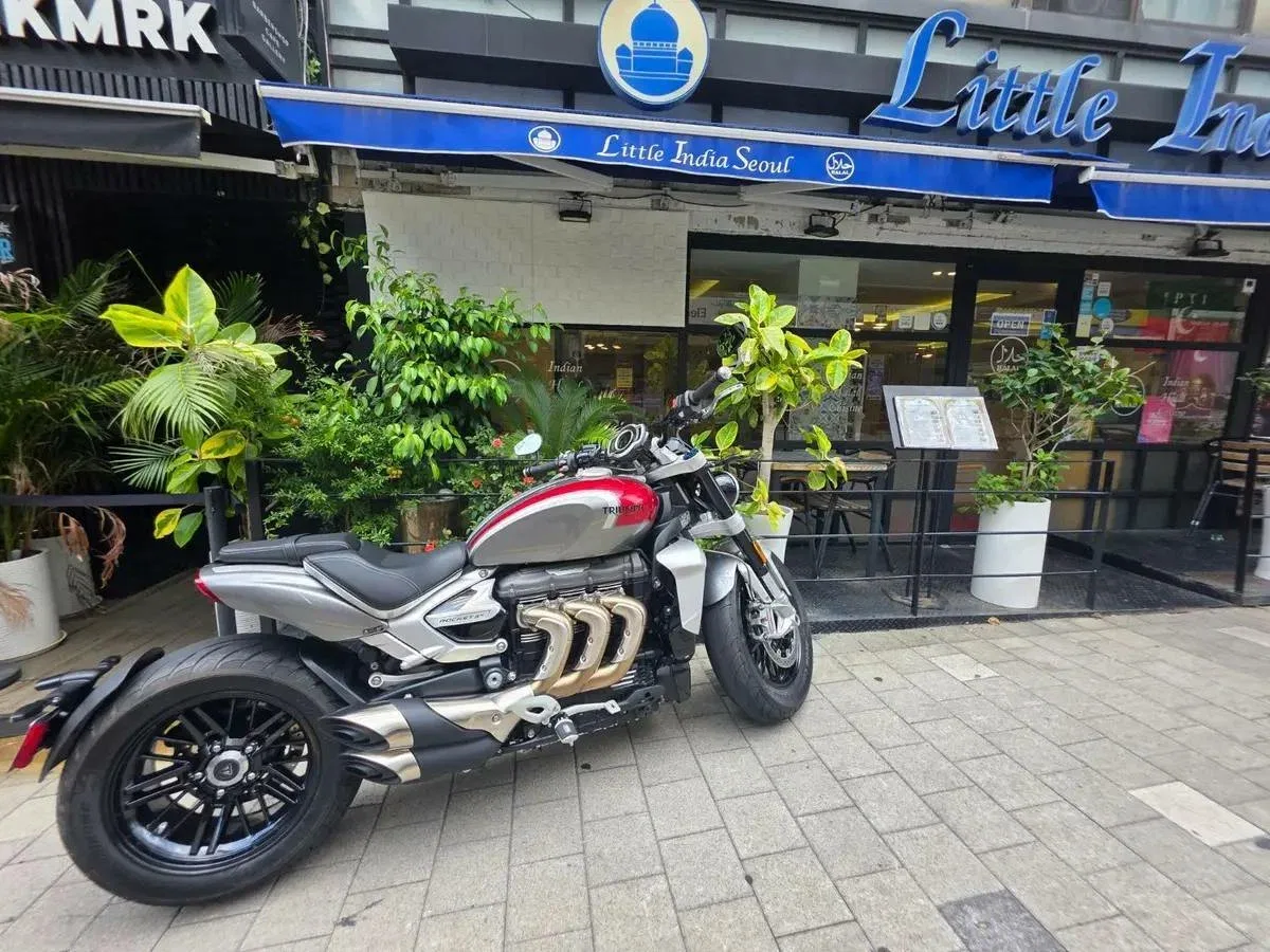 Triumph Rocket 3