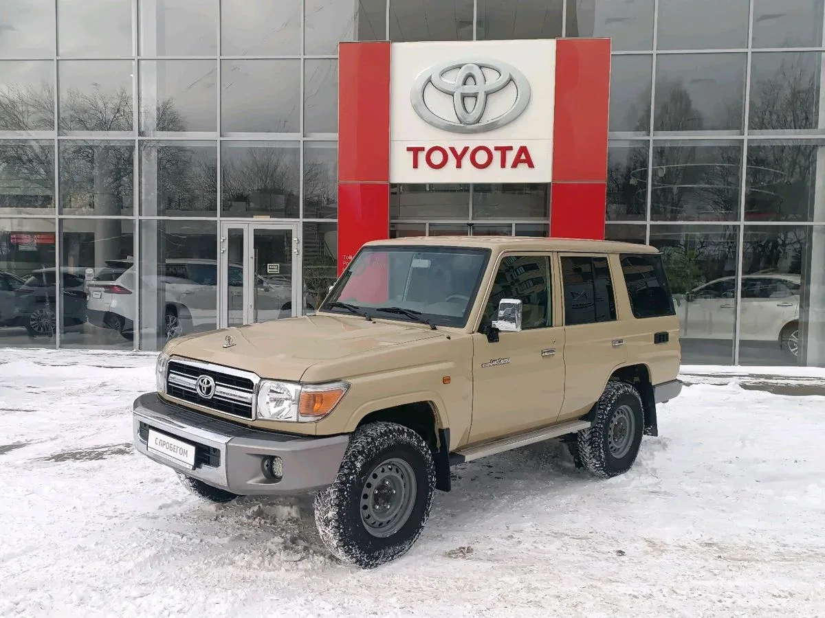 Toyota Land Cruiser 70 Series Рестайлинг 1