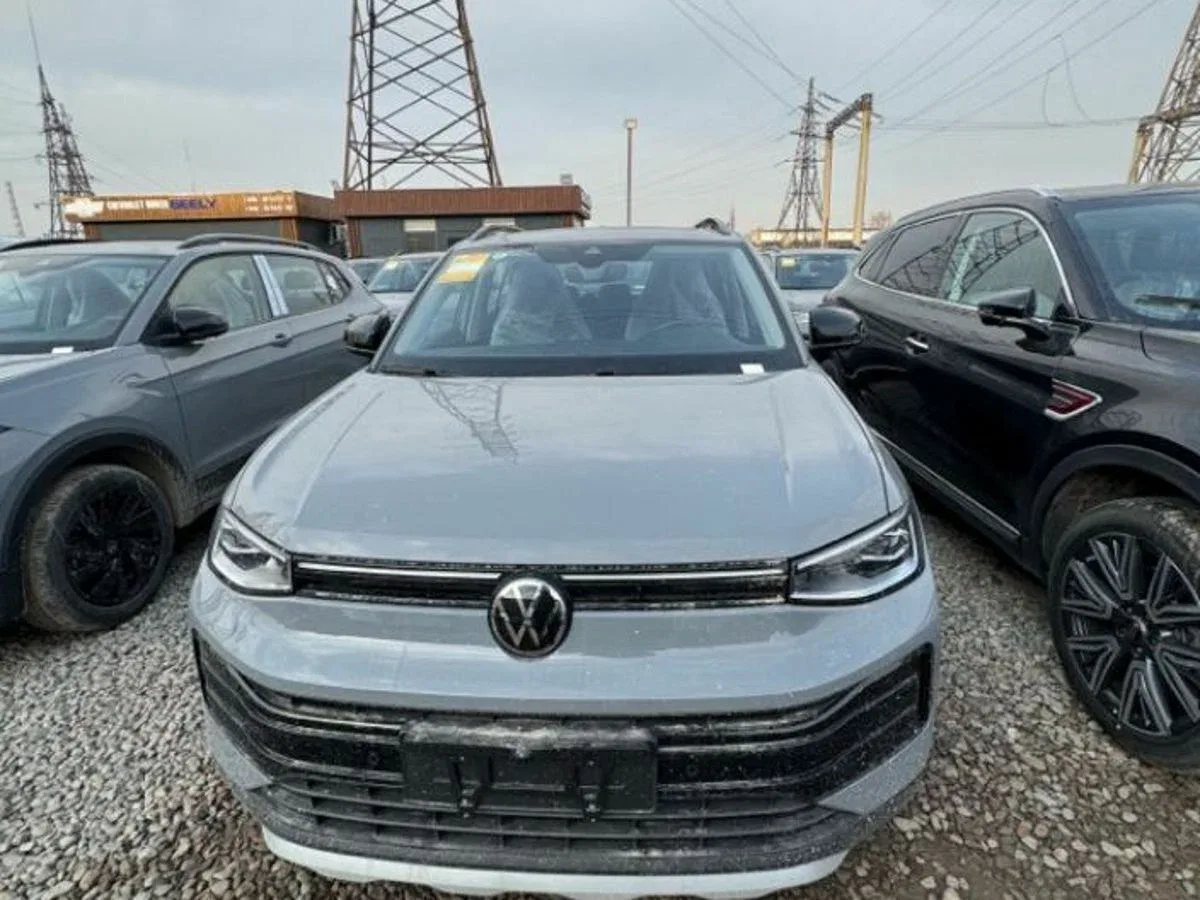 Volkswagen Tharu XR