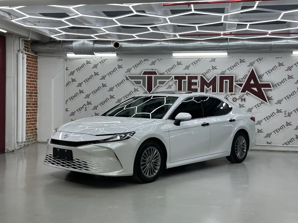 Toyota Camry IX (XV80) China Market