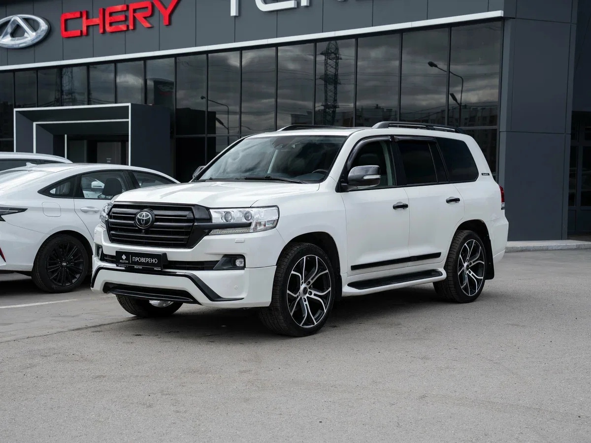 Toyota Land Cruiser 200 Series Рестайлинг 2