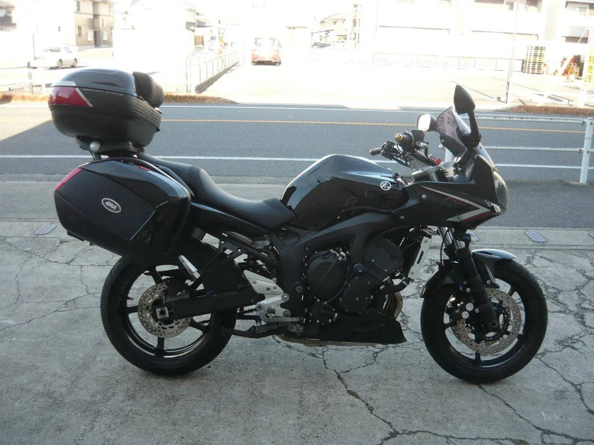 Yamaha FZ6