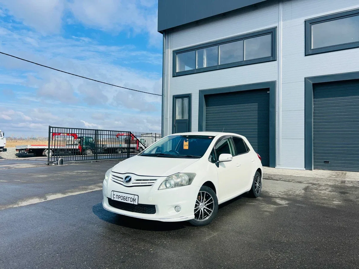 Toyota Auris I