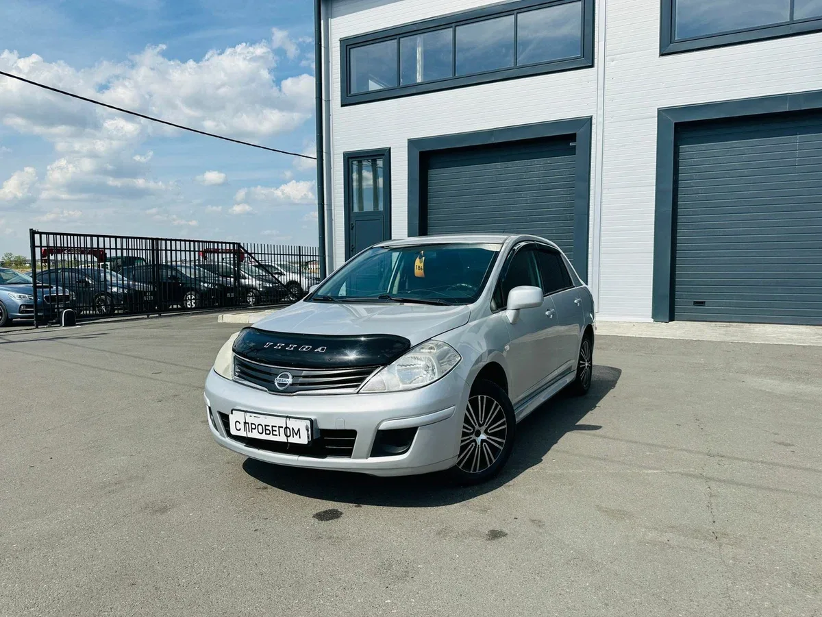 Nissan Tiida I Рестайлинг