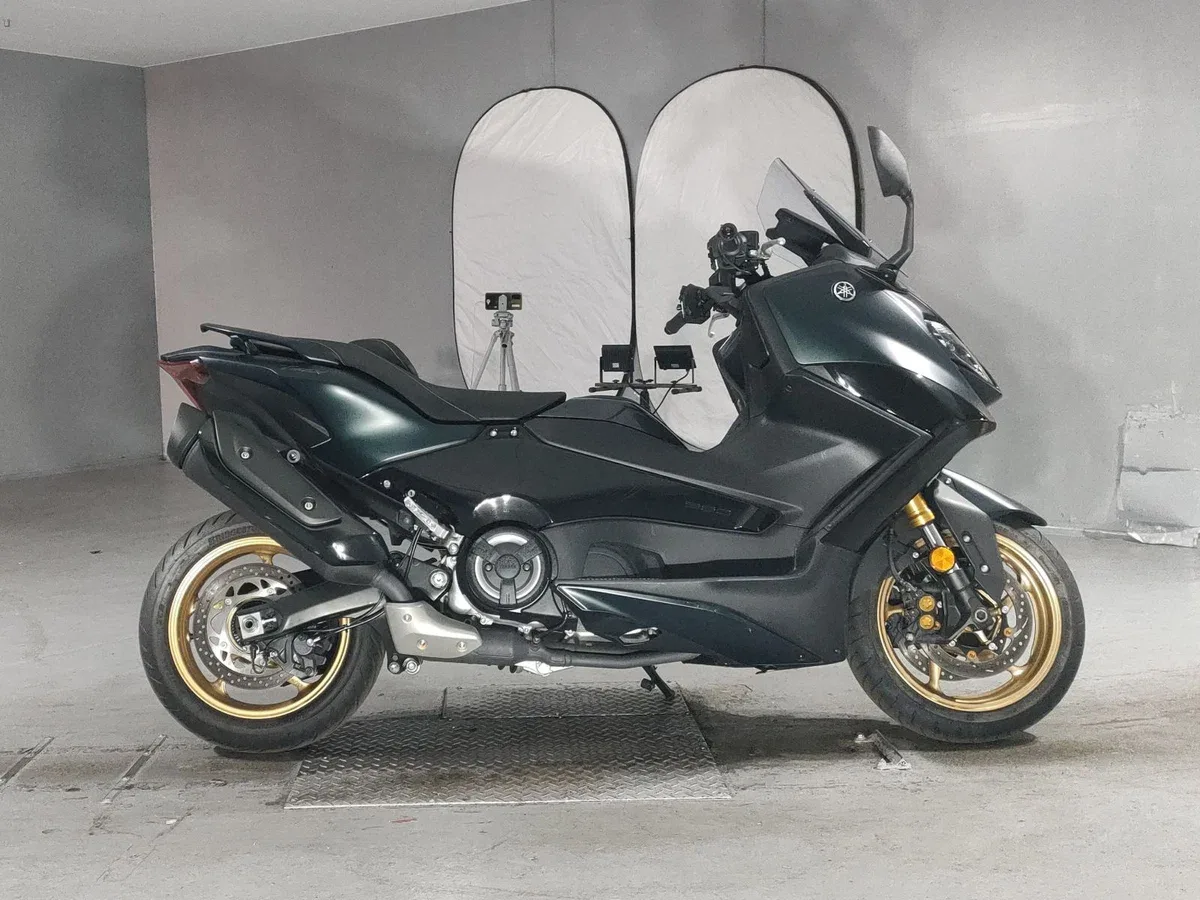 Yamaha TMAX