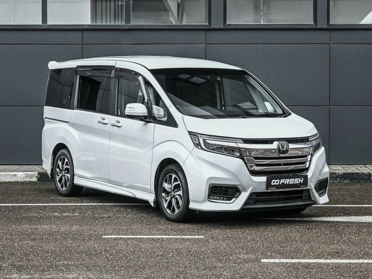 Honda Stepwgn V Рестайлинг