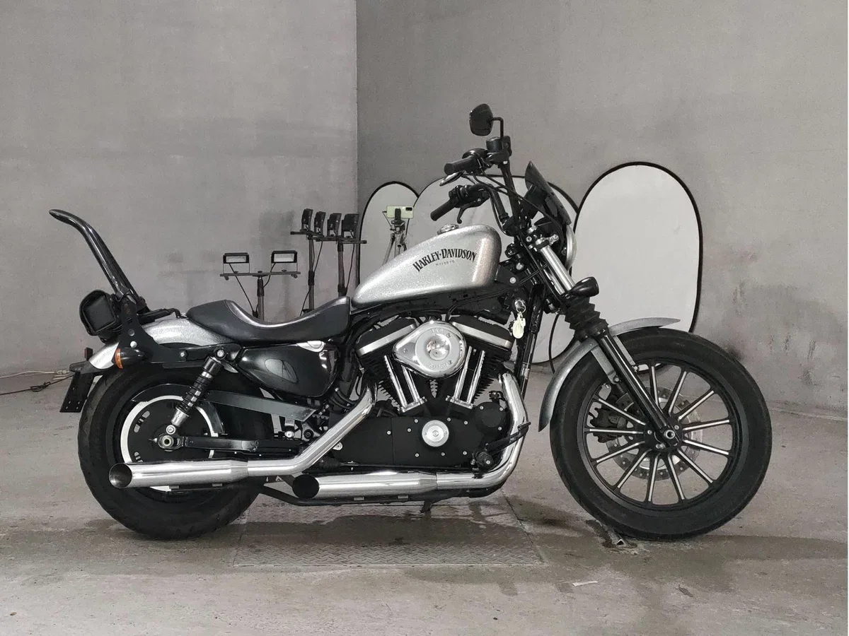 Harley-Davidson Sportster 883