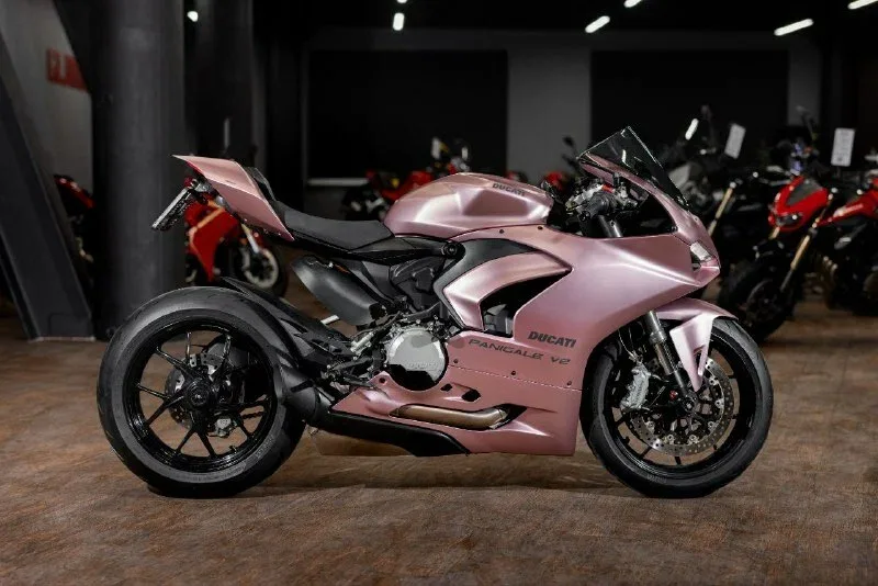Ducati Panigale V2