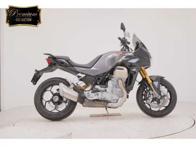 Moto Guzzi V100 Mandello S