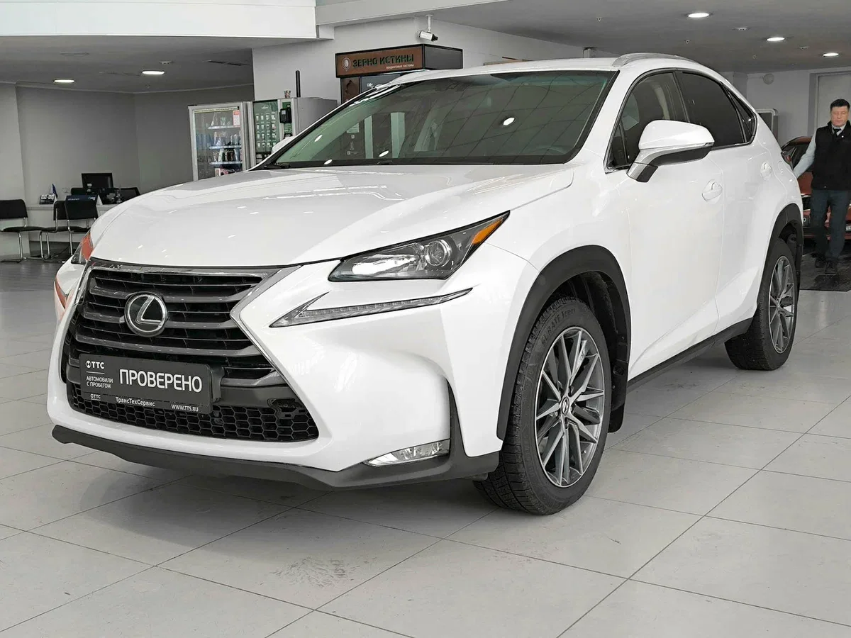 Lexus NX I