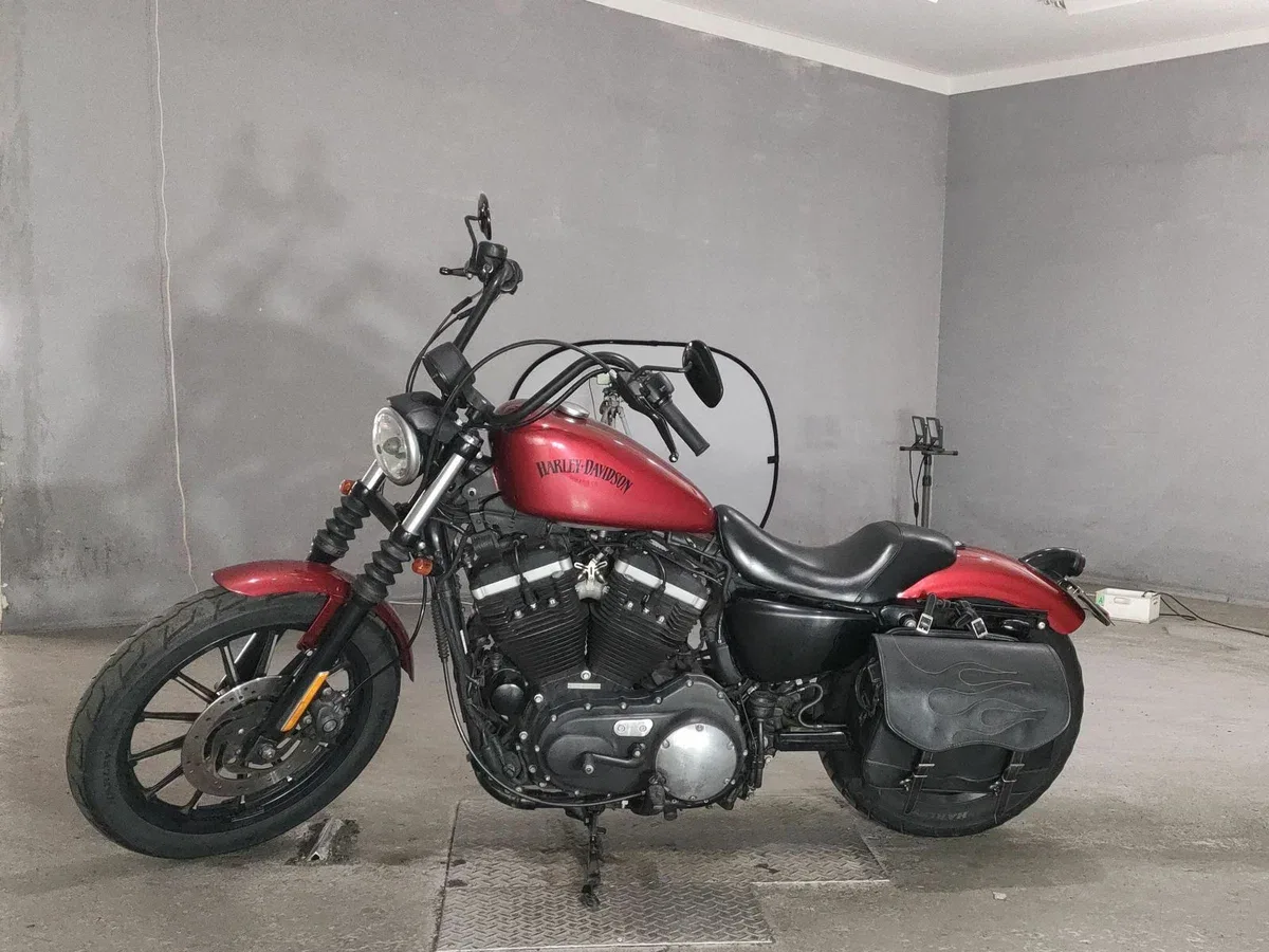 Harley-Davidson Sportster 883