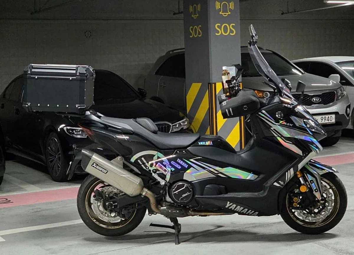 Yamaha TMAX