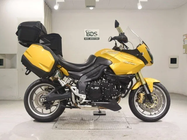 Triumph Tiger 1050