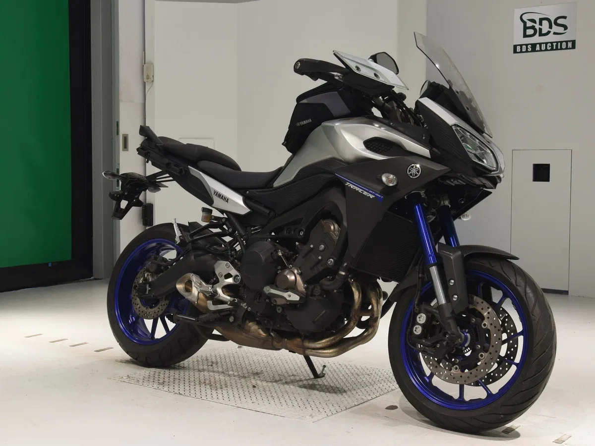 Yamaha MT-09 Tracer