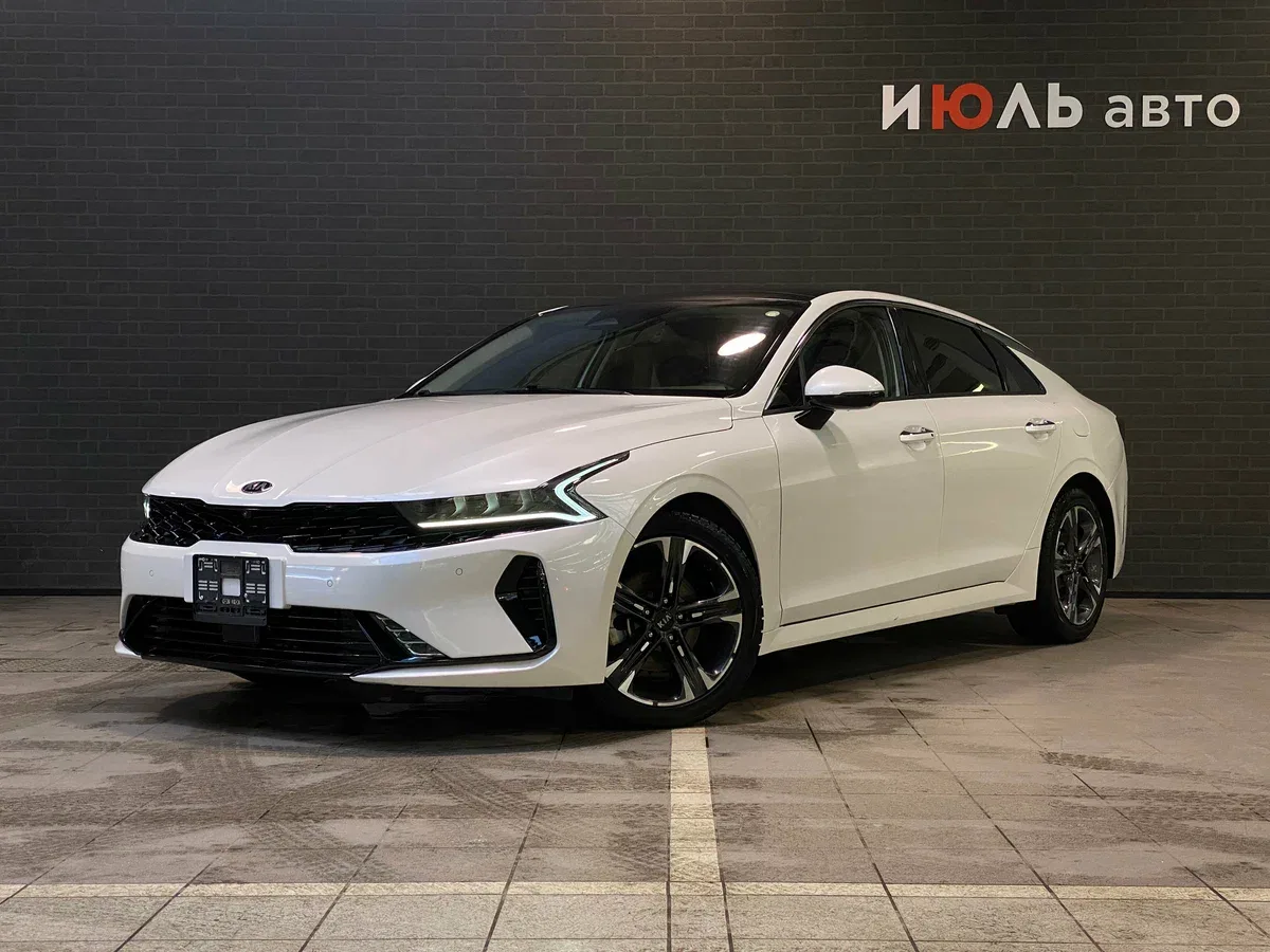 Kia K5 III