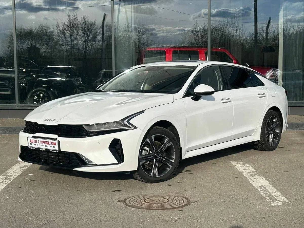 Kia K5 III