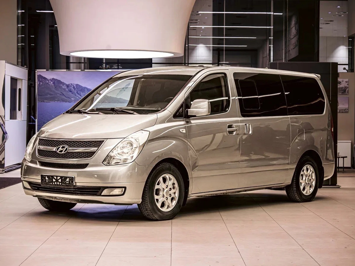 Hyundai Grand Starex I