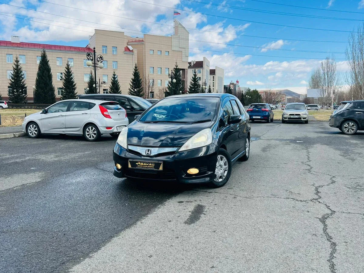 Honda Fit Shuttle I
