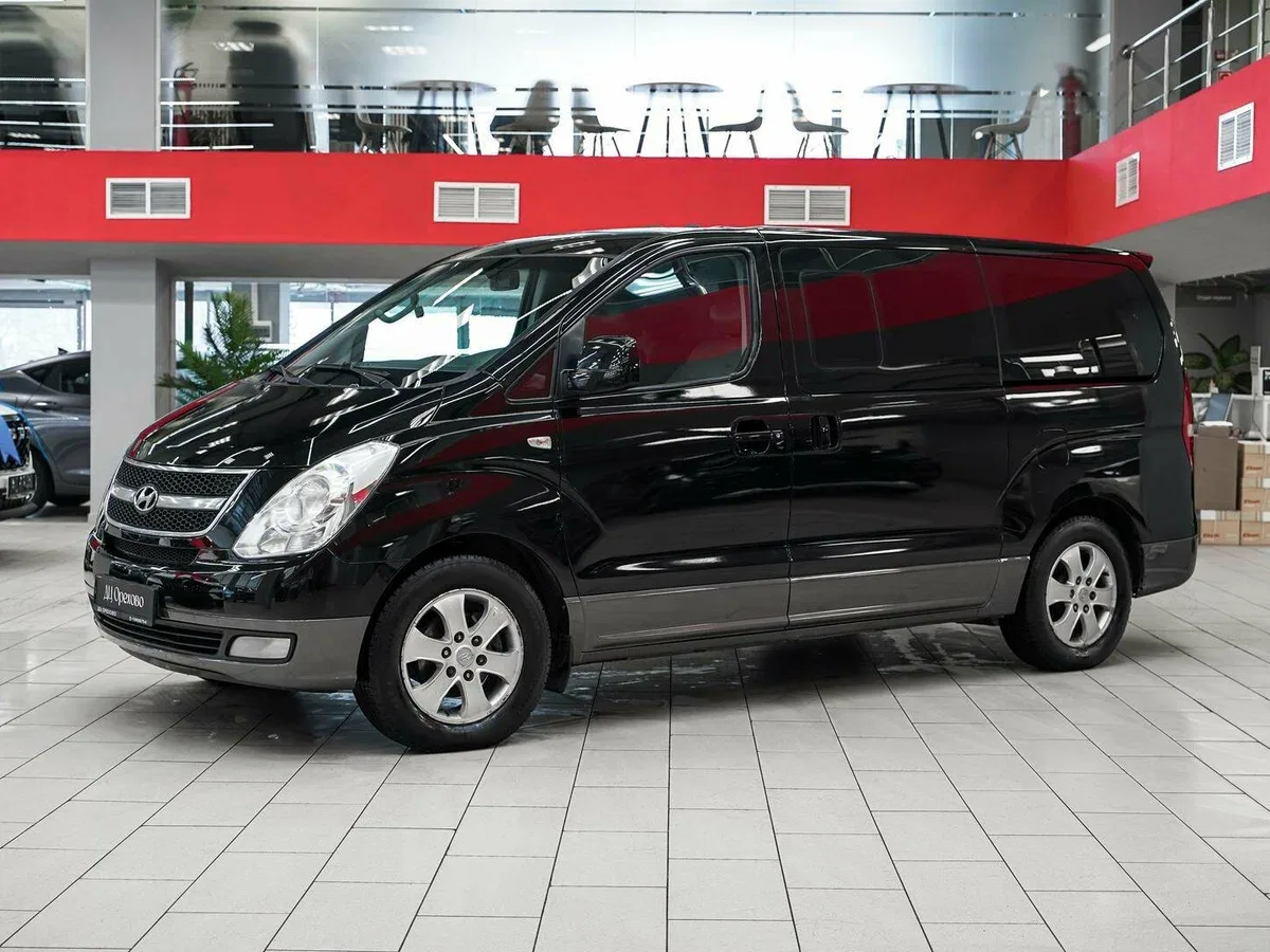 Hyundai Grand Starex I