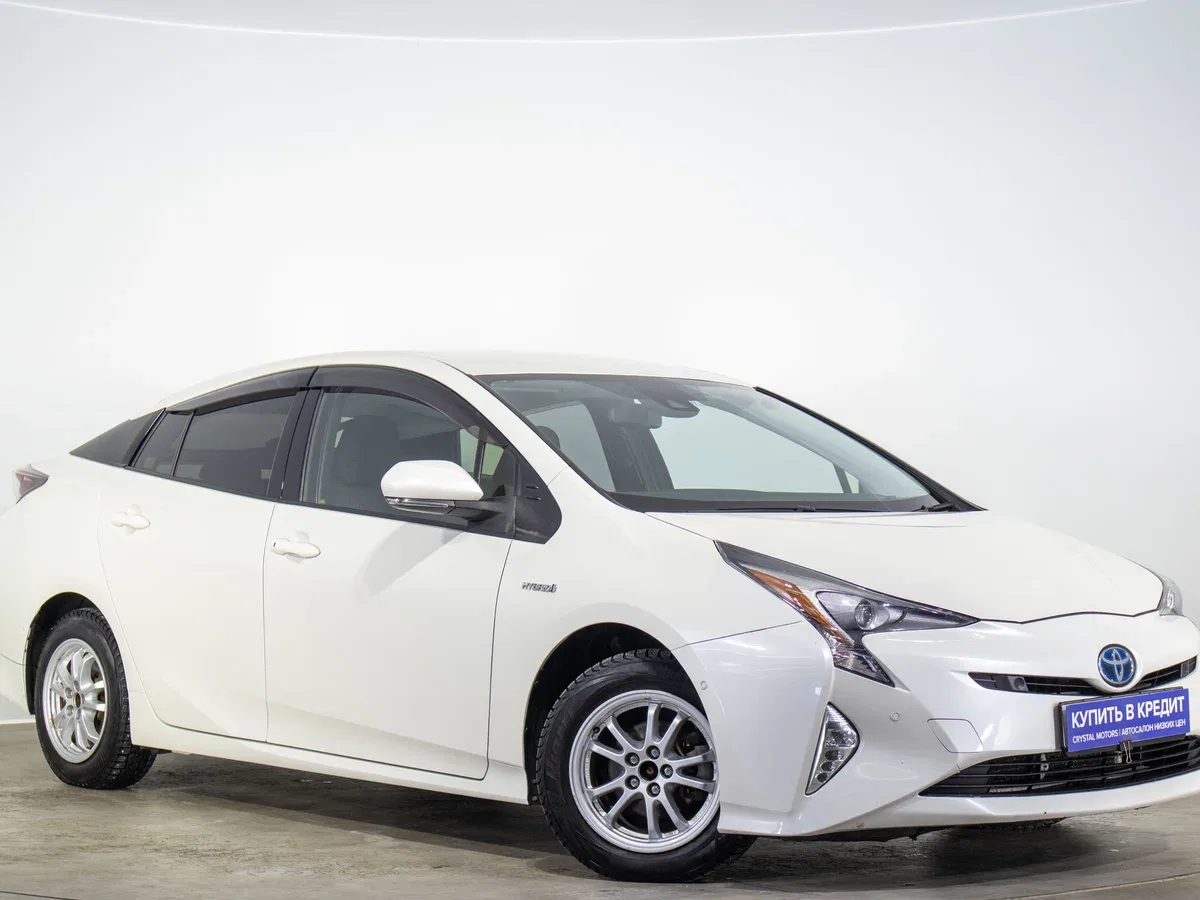 Toyota Prius IV (XW50)