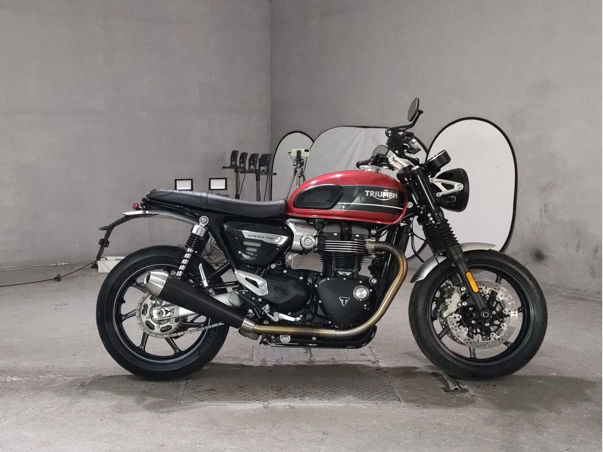 Triumph Speed Twin