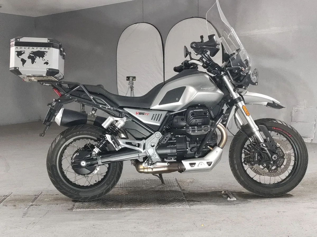 Moto Guzzi V85 TT