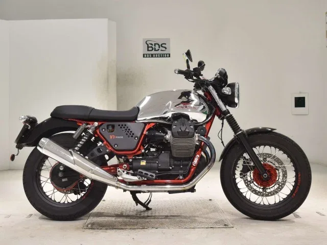 Moto Guzzi V 7