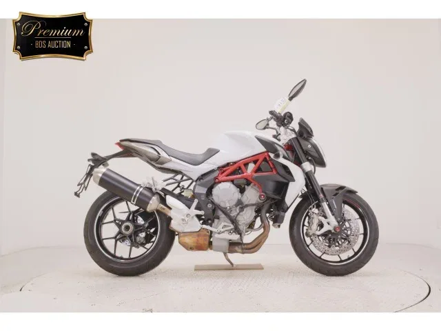 MV Agusta Brutale 800