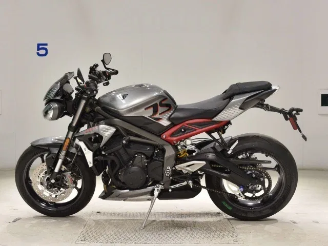 Triumph Street Triple