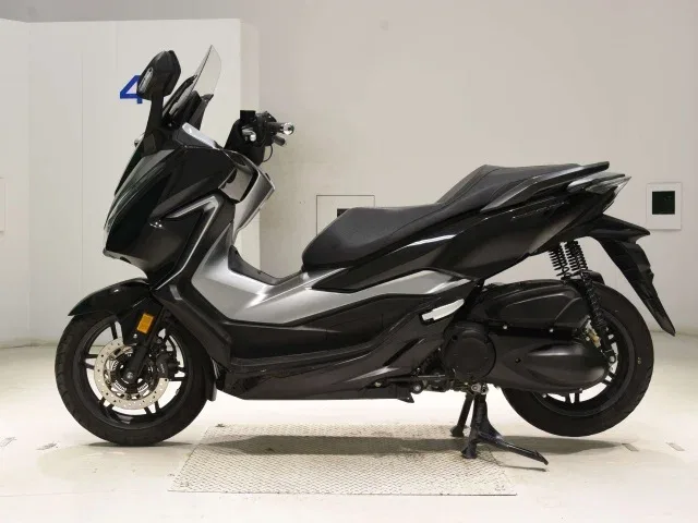 Honda Forza