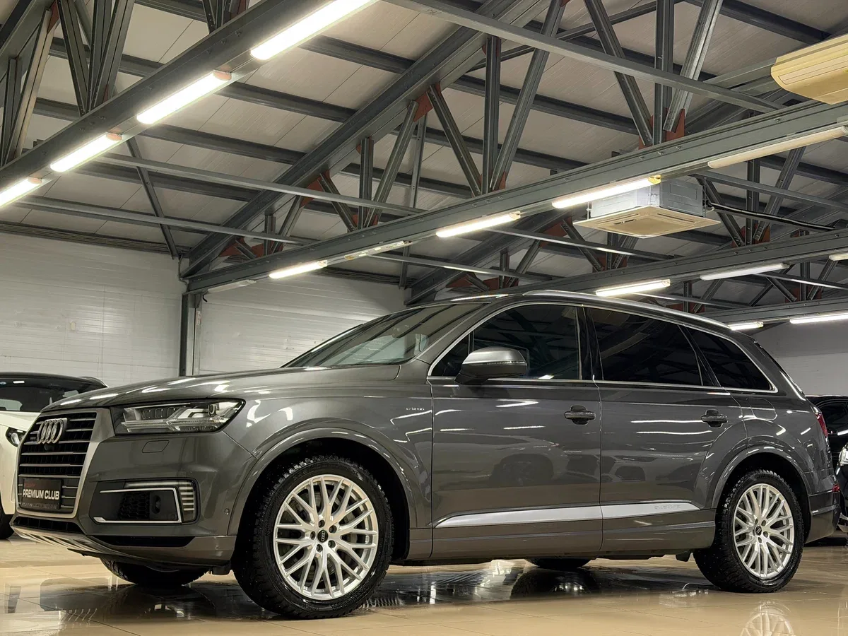 Audi Q7 II (4M)