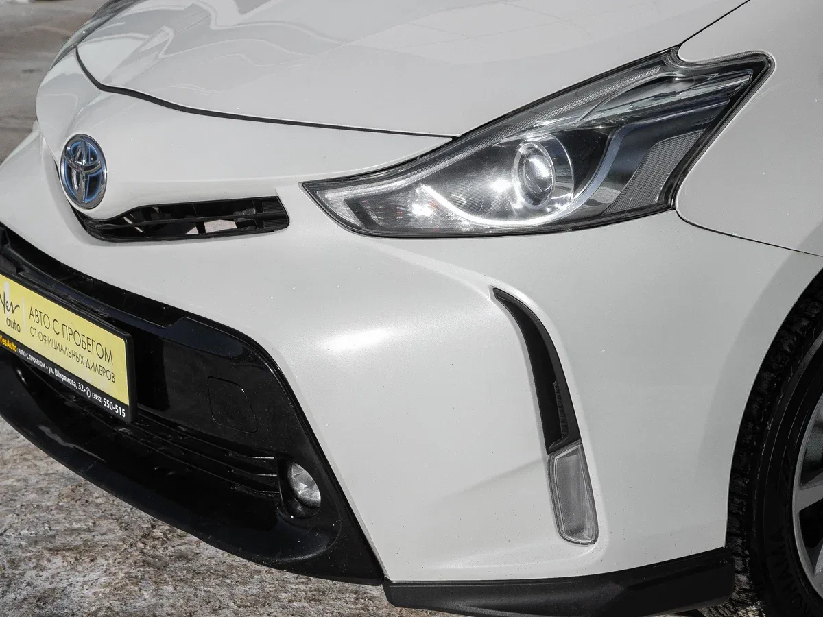 Toyota Prius Alpha I (ZVW40/41) Рестайлинг