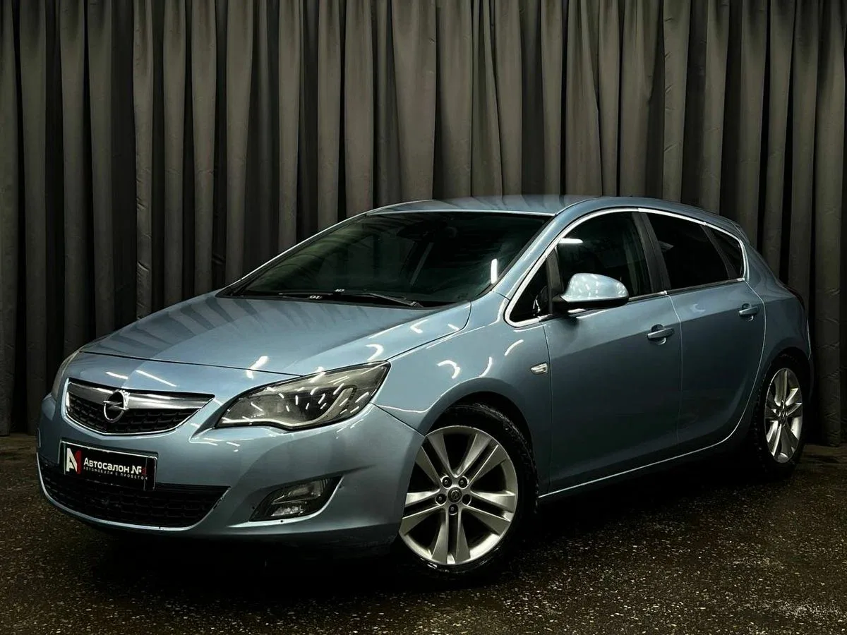 Opel Astra J