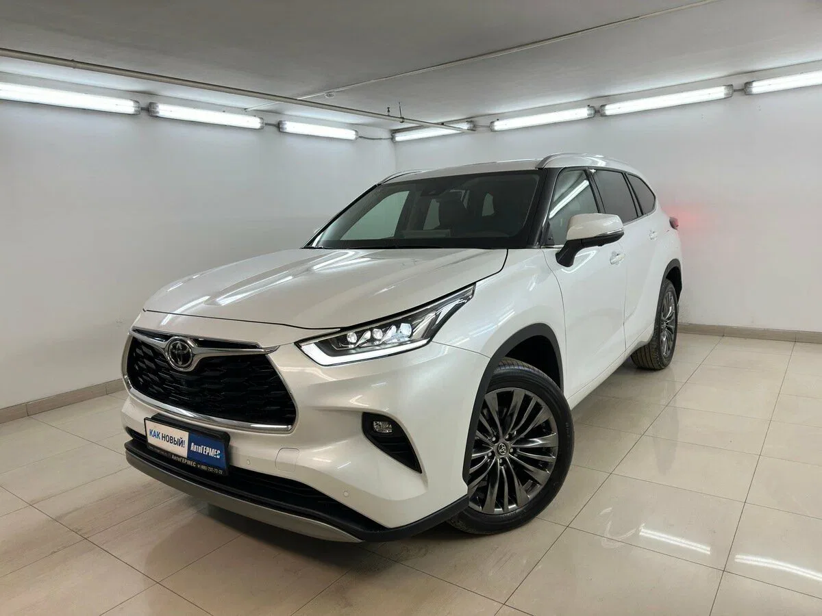Toyota Highlander IV (U70)