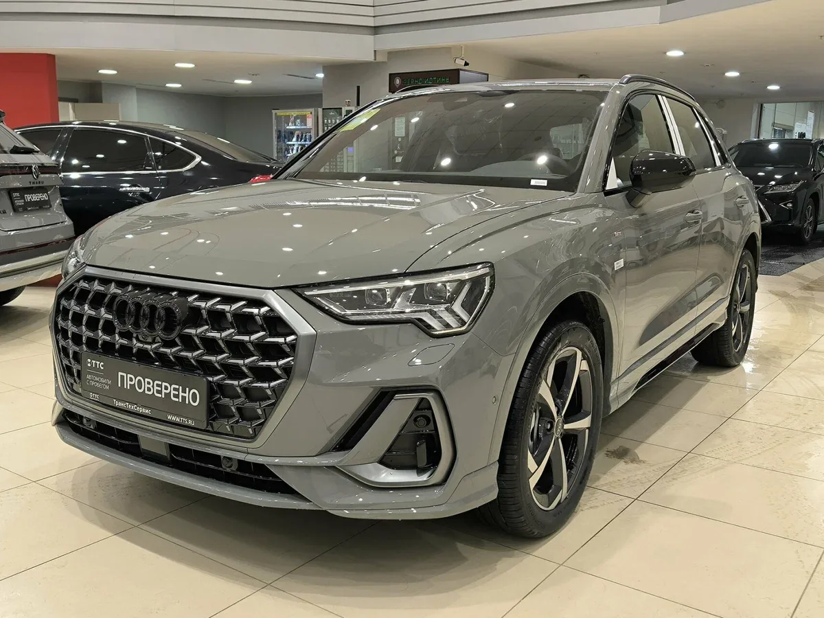 Audi Q3 II (F3)