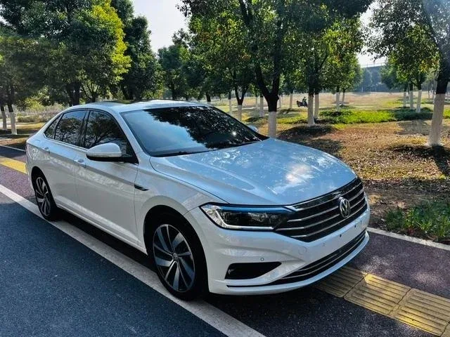 Volkswagen Sagitar III
