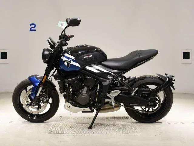 Triumph Trident 660