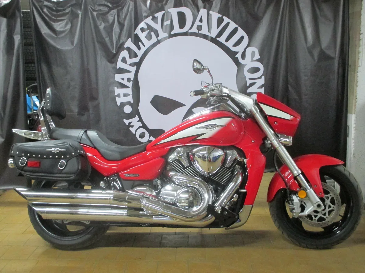Suzuki Boulevard M109R