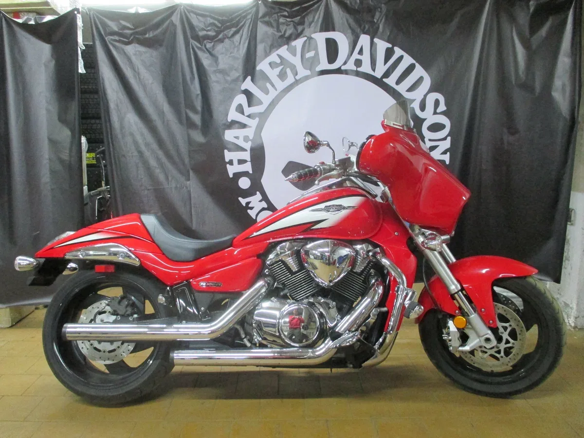 Suzuki Boulevard M109R