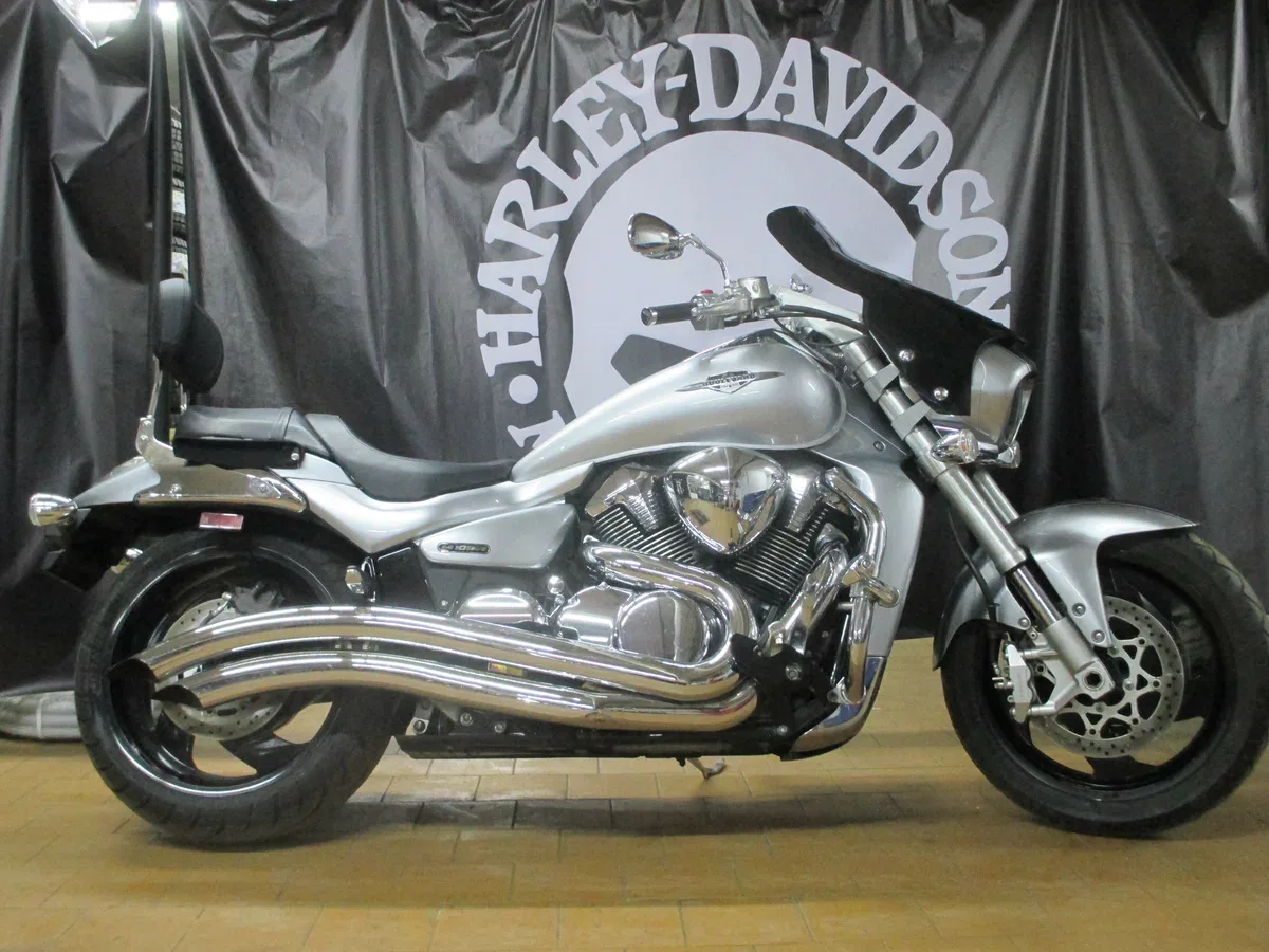 Suzuki Boulevard M109R