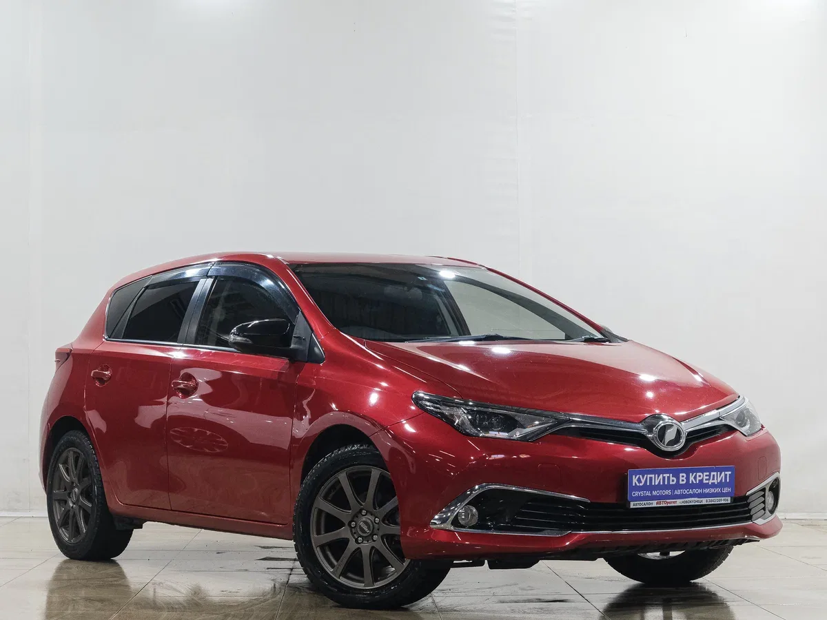Toyota Auris II Рестайлинг