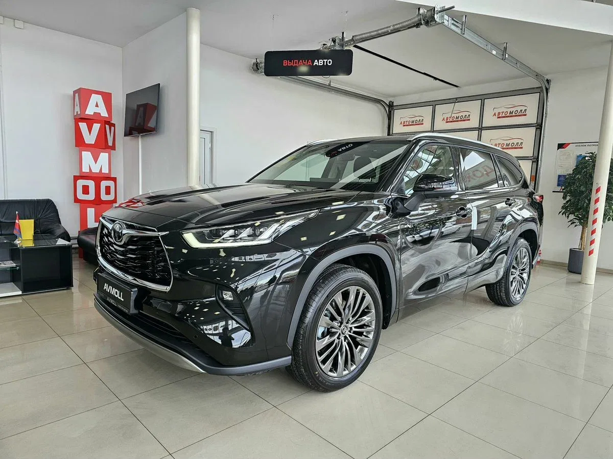 Toyota Highlander IV (XU70)
