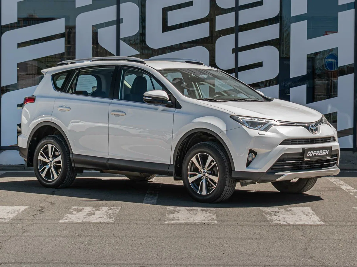 Toyota RAV4 IV (XA40) Рестайлинг