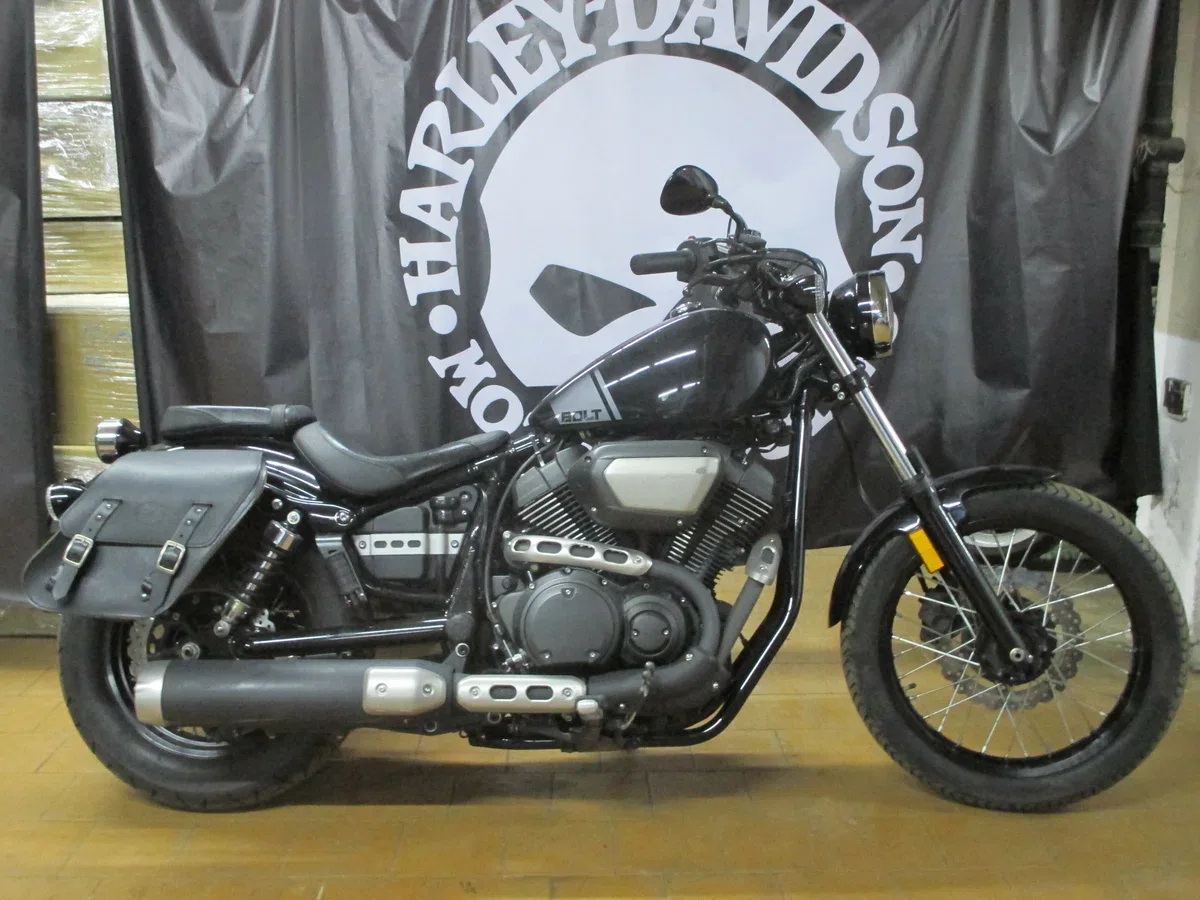 Yamaha XV950 Bolt