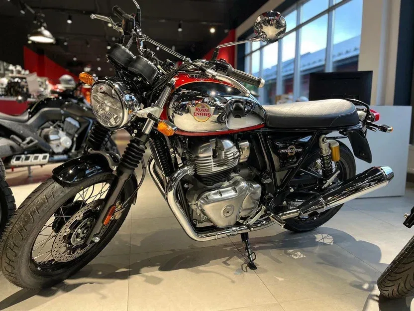 Royal Enfield INT650