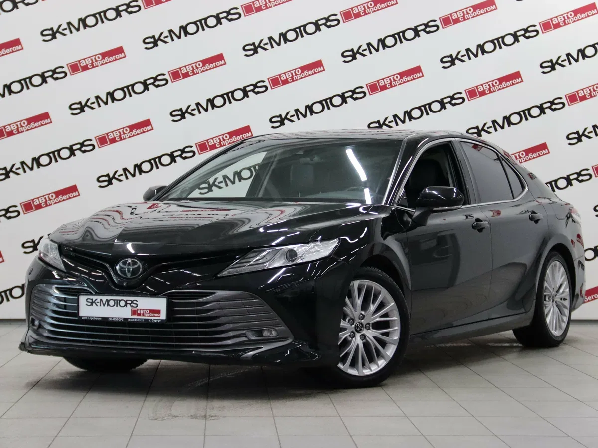 Toyota Camry VIII (XV70)