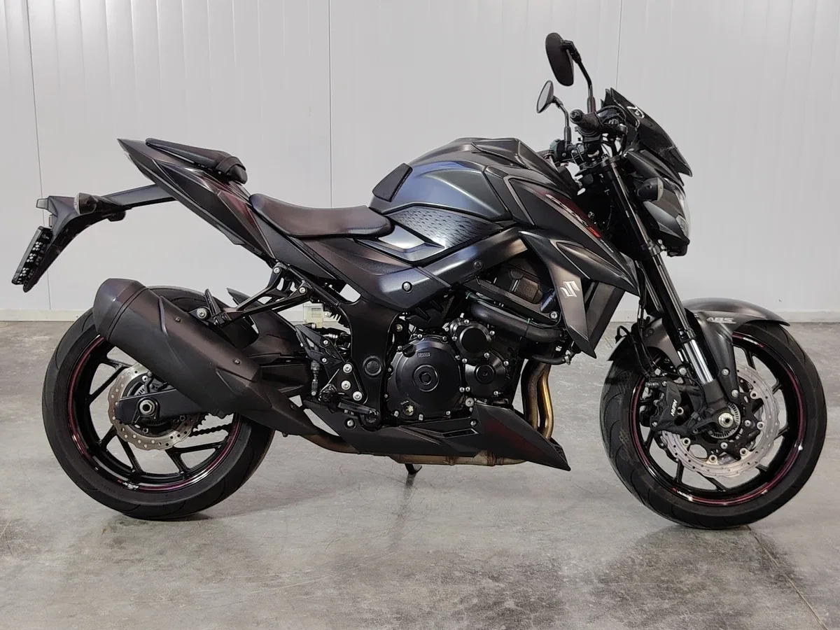Suzuki GSX-S 750