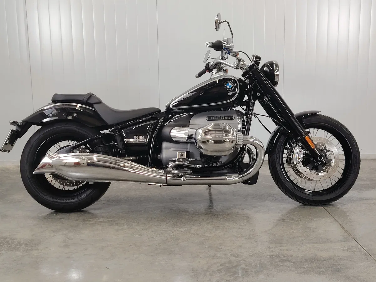 BMW R18